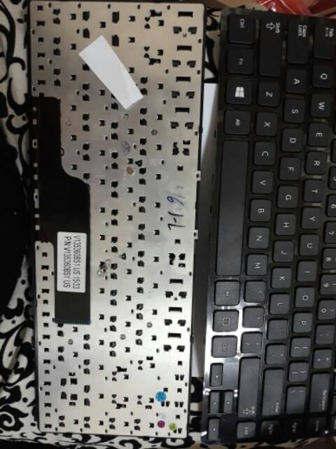 DIJUAL MURAH !Keyboard - Samsung NP355 NP365 NP355E5C NP355V5C NP350V5C NP355E4X  FRAME