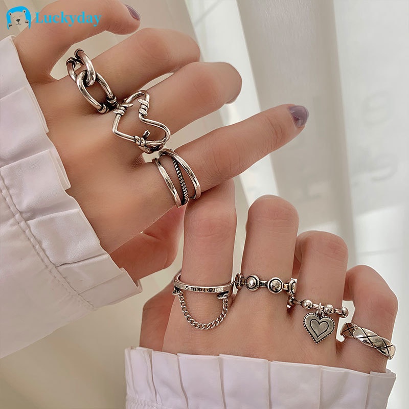 YEEZII 7pcs / Set Cincin Rantai Geometris Bentuk Hati Gaya Retro Untuk Aksesoris Perhiasan Wanita