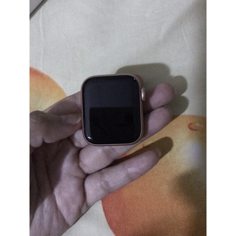 APPLE WATCH SERIES 4 GPS (SECOND)