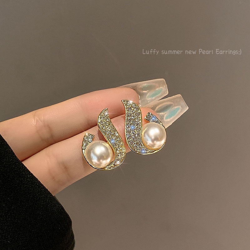 Anting Stud Hias Mutiara Berlian Gaya Retro Korea Untuk Wanita