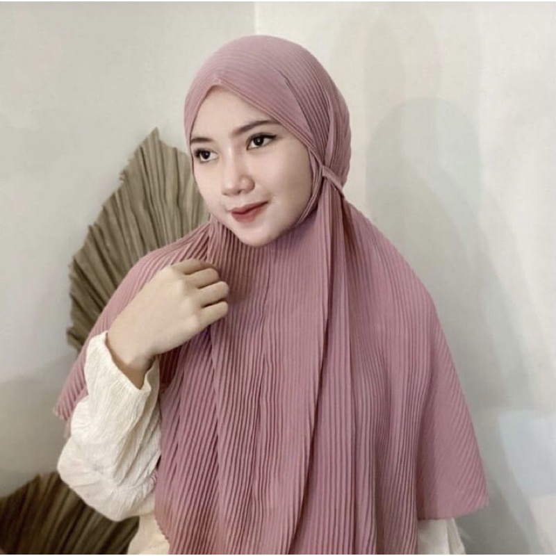 Jilbab Instan Ceruty Plisket / Kerudung Bergo Oval Ceruty + Plisket Size 75x80 cm