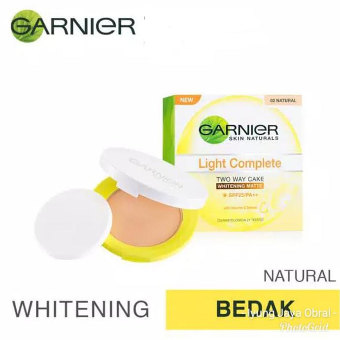 BARANG BERKUALITAS ~ GARNIER LIGHT COMPLETE FACE POWDER TWO WAY CAKE SPF25 - NATURAL KORTING