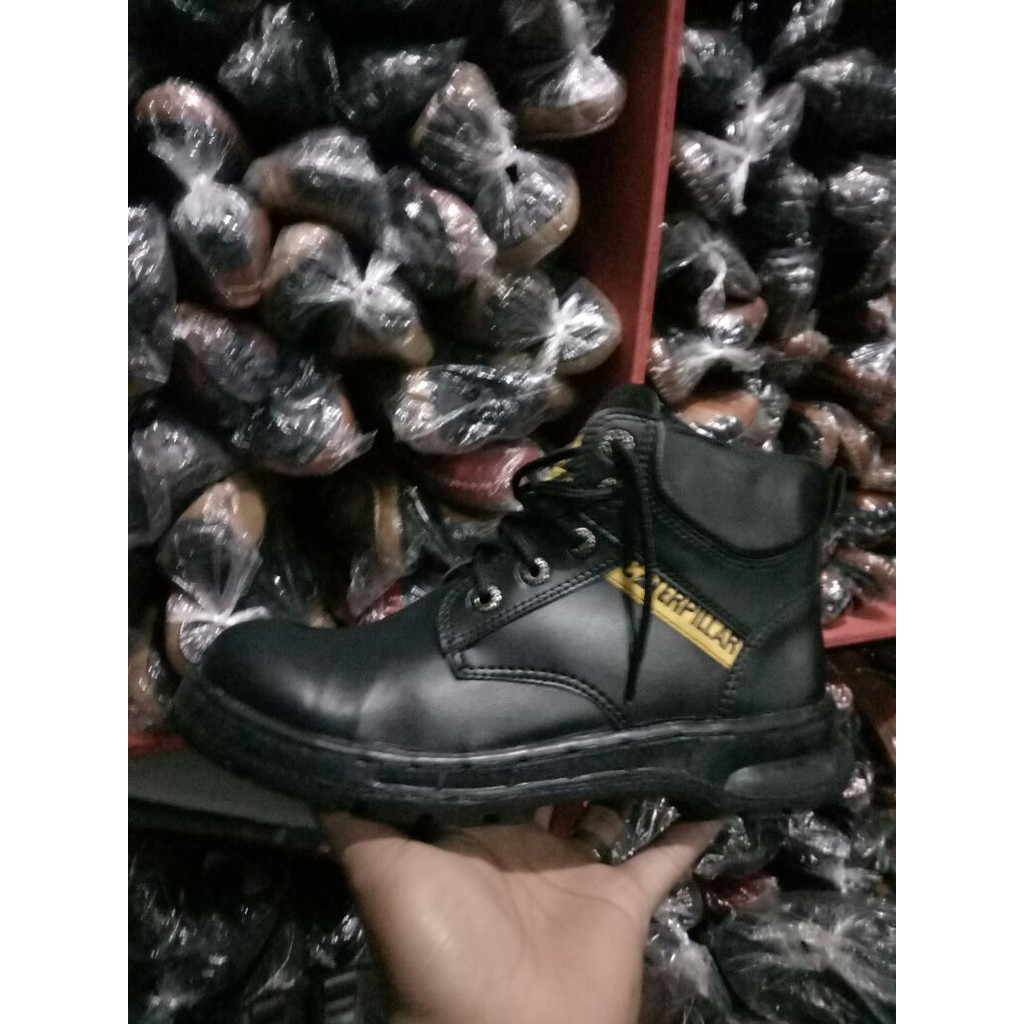 sepatu safety boots pria caterpillar