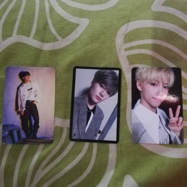 PC Yellow Wood Changbin, Felix, Jeongin