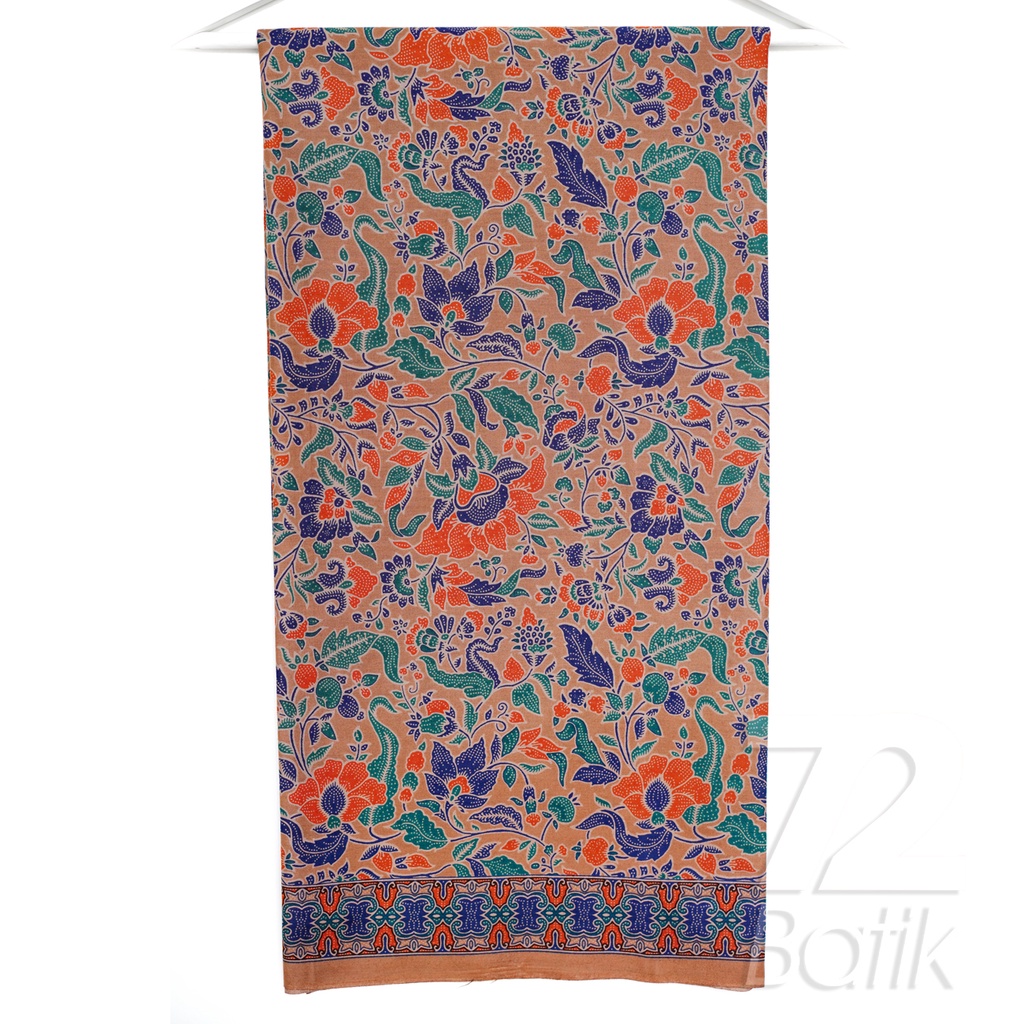 KAIN BATIK PREMIUM Bahan Katun Motif Kembang Alas Warna Cream Orange Hijau Biru 728110 Cap 72 Jarik Jarit Samping Kebat Panjang Batik Katun Modern Premium Bahan Seragam Batik Pernikahan Kantor Keluarga Murah Kamen Jadi Batik Bali Lembaran