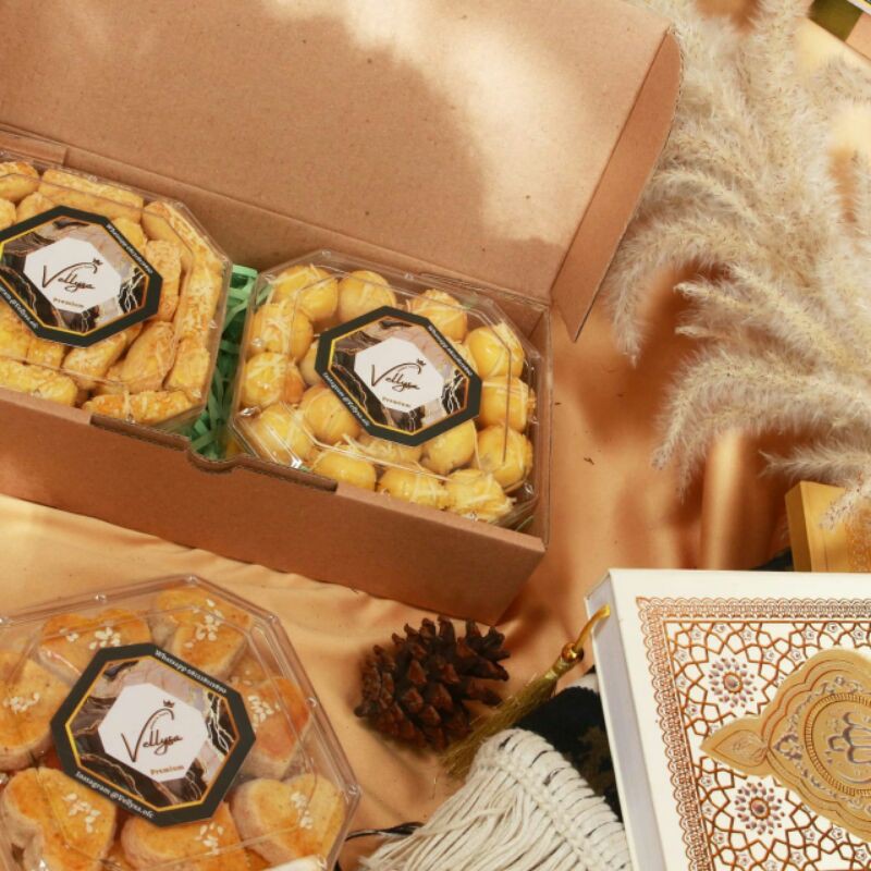 

Paket Hampers Vellysa B.2 (250gr/toples)