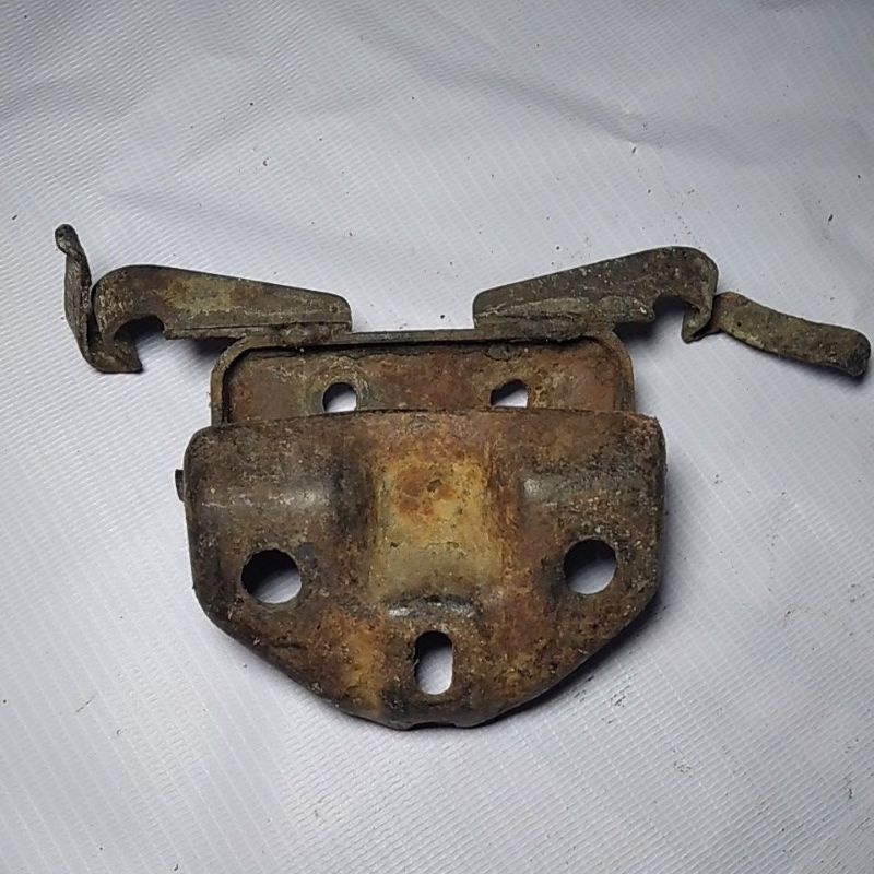 dudukan jok astrea grand original pangkon jok astrea grand original breaket jok astrea original