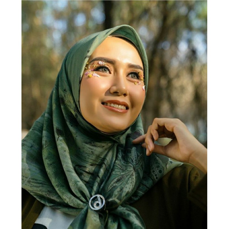 Sagegreen Deenay Signature