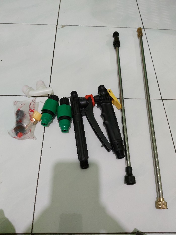 Nozzle Nosel Cabang 2 Putih Pompa Semprot Hama Tipe Elektrik Cba 16 Liter