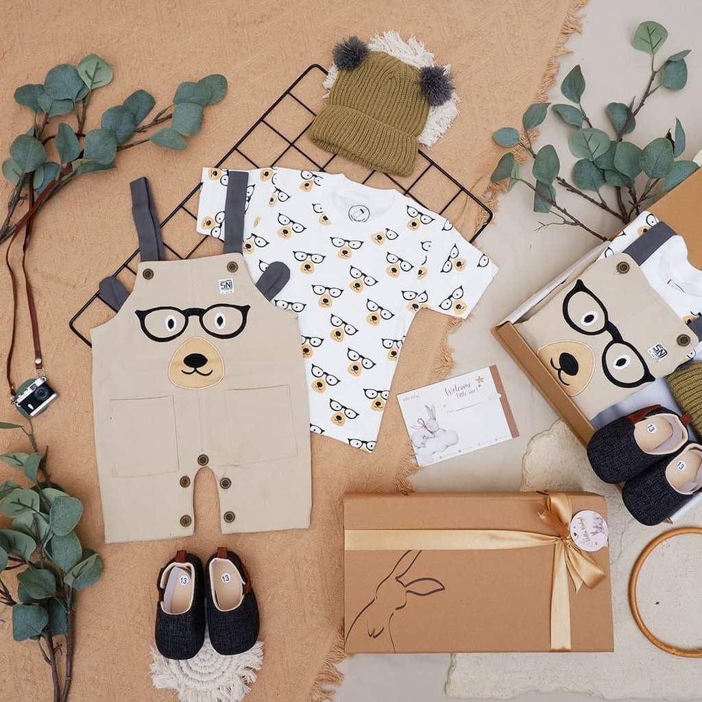 LIO036 Boys Baby Hampers 0-12 months/ Hampers bayi newborn/ Kado bayi/ baby boys gift set-Smith Brown