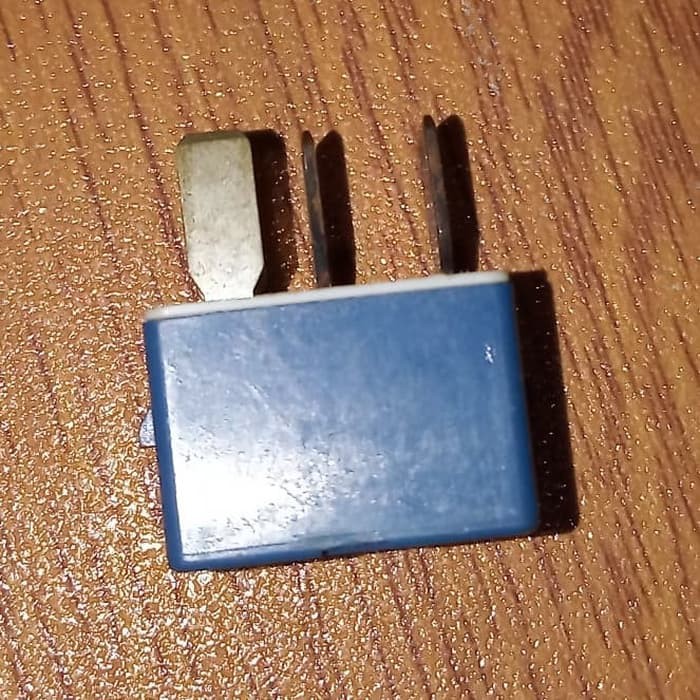 Relay Extra Fan Pajero Triton