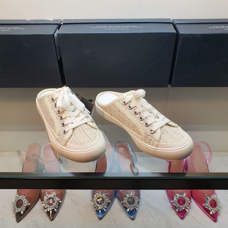 Sneakers Wanita ZR C565 Shoes Import-Cream