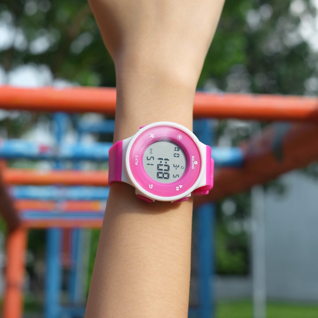 Jam Sport Wanita Digital Warna Putih Pink Free Kotak dan Baterai SC1021