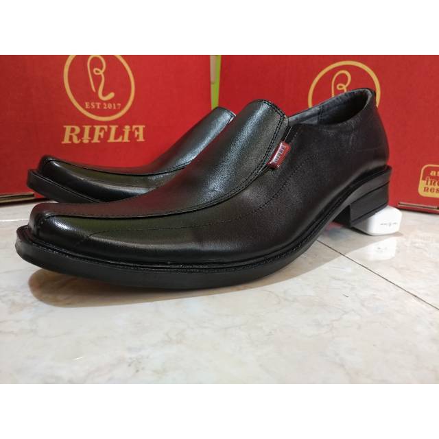 Sepatu pantofel kulit pria sepatu formal kulit asli