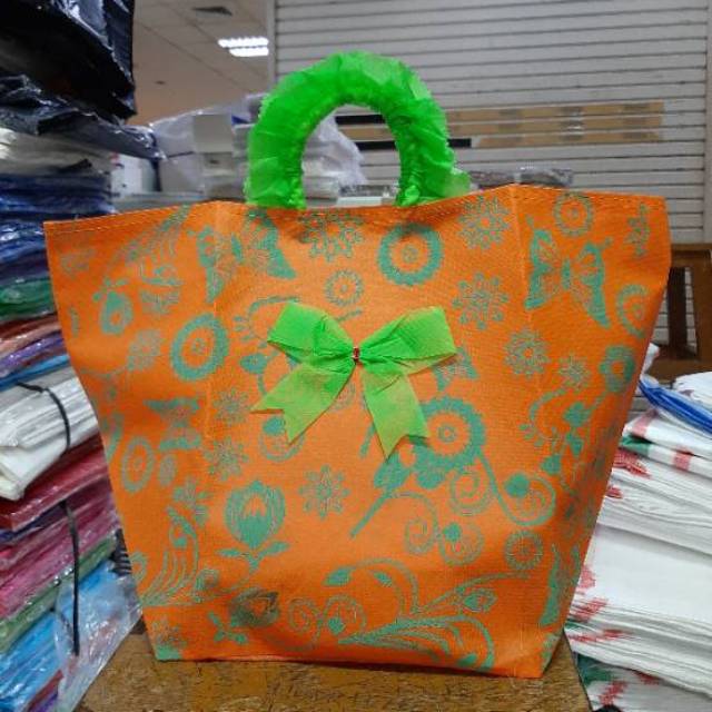 

Tas kain kibir untuk Box nasi 22x22 cm