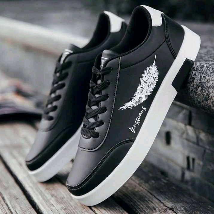 10.10 brend pestipal Spatu pria wanita ter laris-hitam