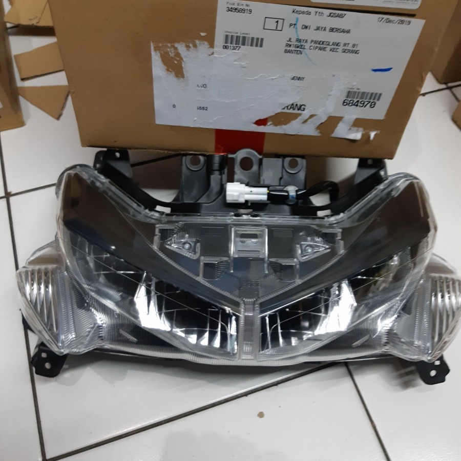 Lampu Depan Reflektor Yamaha Aerox 125 BE1-H4300-00