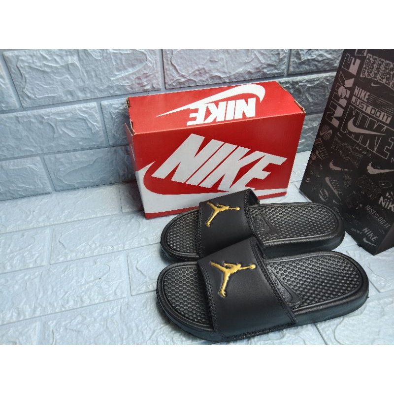 Sandal slop nike jordan wanita kekinian/sandal slop nike jordan pria terbaru NIKE JORDAN Gold premium-5