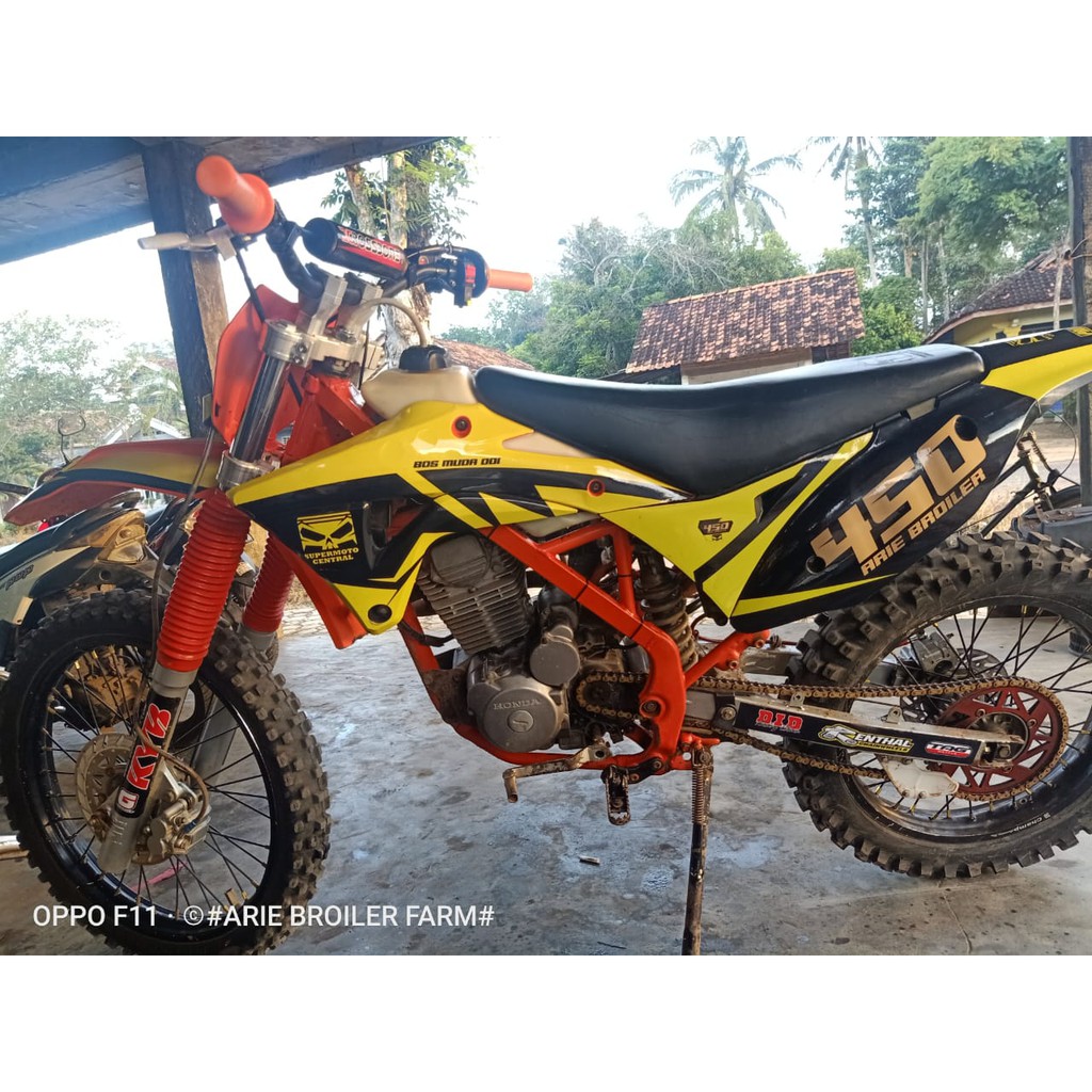 DTX DECAL BERKUALITAS TERBAIK STIKER STRIPING GORDON 450 BROILER