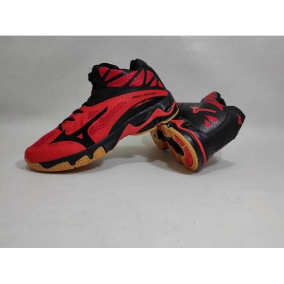 sepatu mizuno wave light