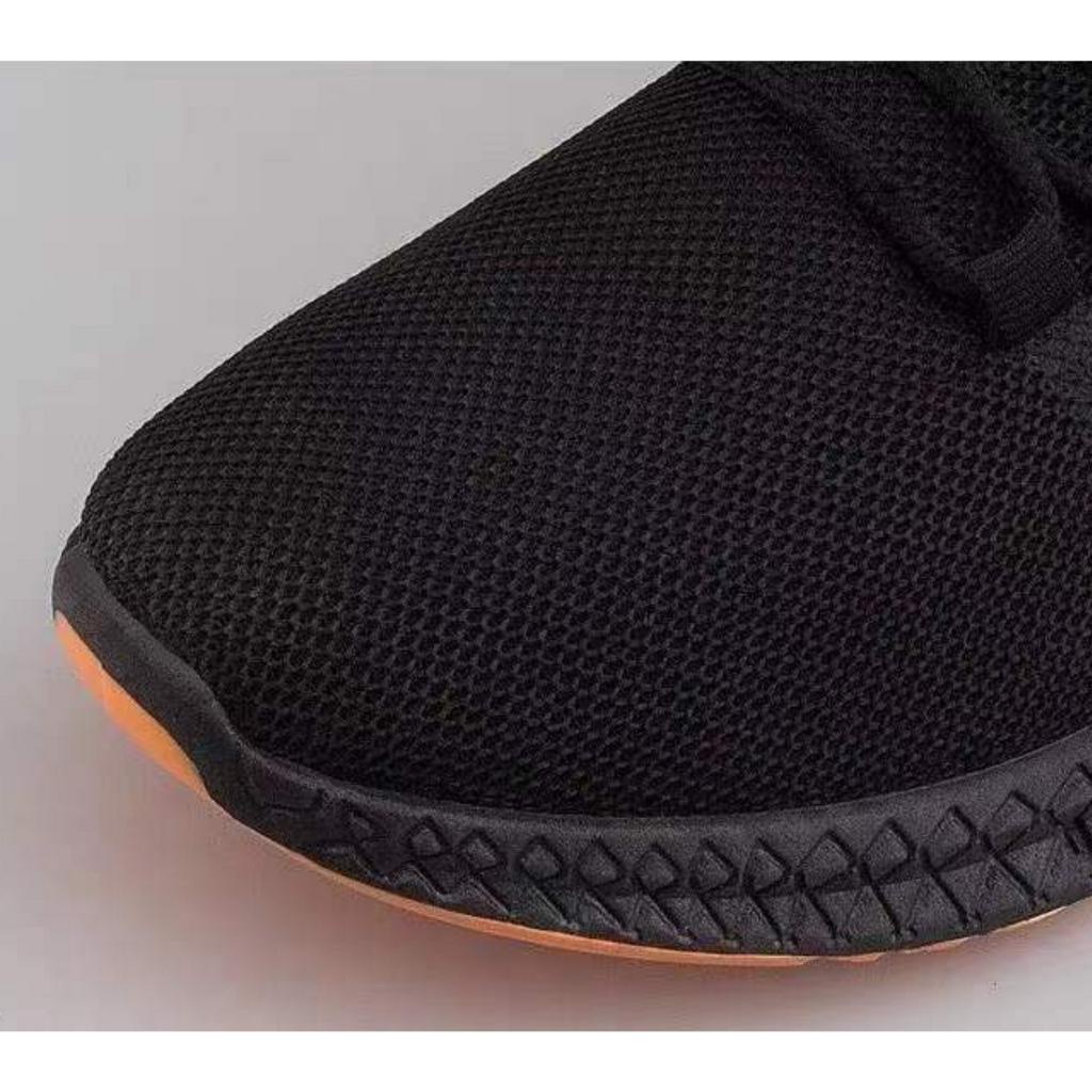 Sepatu Sneakers Pria Olahraga Sport Shoes Casual Running Hitam Putih