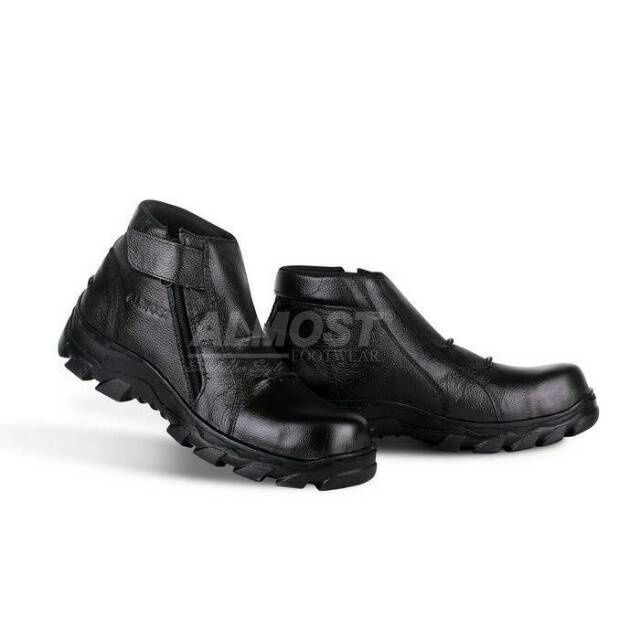 SEPATU SAFETY SEMI BOOTS ALMOST PRIA KULIT BOOT SAVETY BUT SEPTI BUTS SEVTI