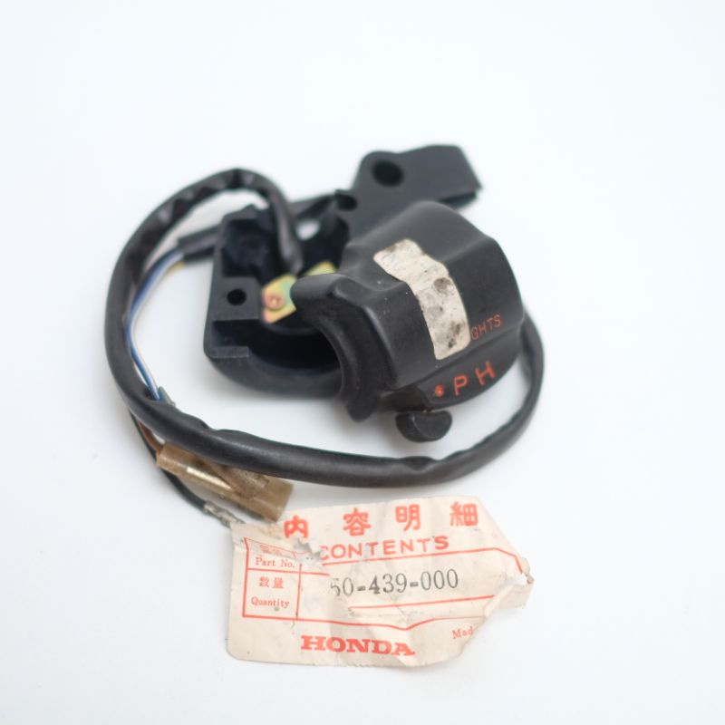 HOLDER SAKLAR KANAN HONDA GL100 GL125 GLK CB100 K5 GL 100 125 CB 100 ORIGINAL NOS ORI BARU