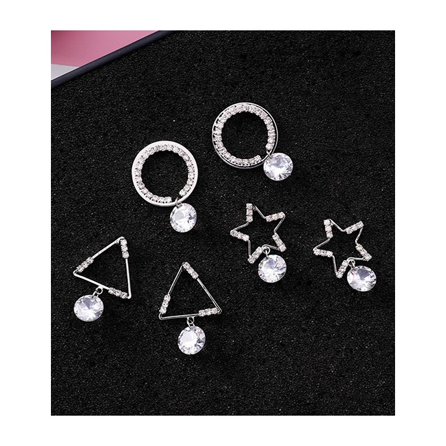 LRC Anting Tusuk Fashion Silver Color Full Diamond Decorated Earrings F07599