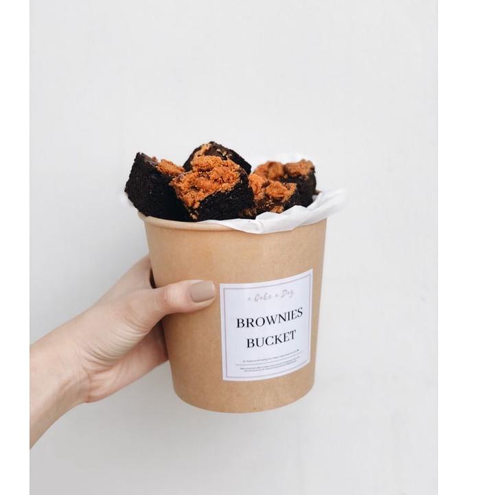 

Terbaik a Cake a Day Brownies Bucket