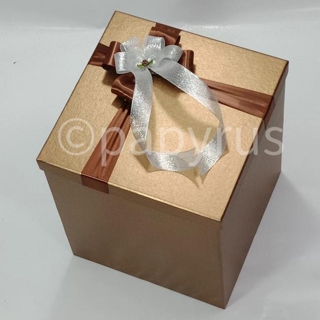 

[COD] PAPYRUS 25x25 tinggi 30cm Kotak Kado Gift Box Hadiah [COD]