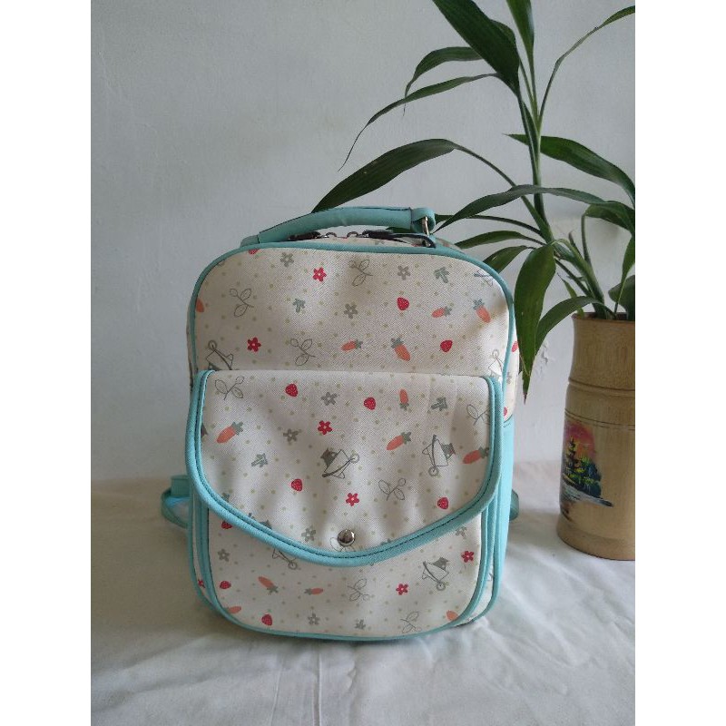Tas ransel/backpack anak import Korea, warna biru putih, bahan PVC, preloved