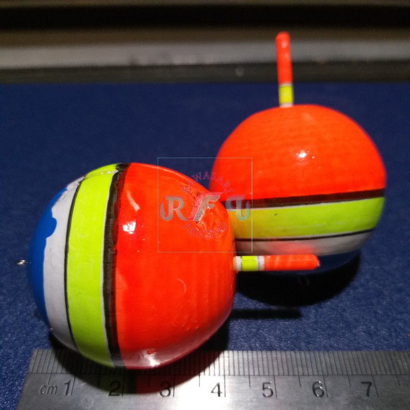 Pelampung Pancing Bahan Kayu Model Gangsing Panjang 6cm