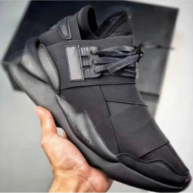 Adidas Y-3 Kaiwa Chunky "Triple Black"