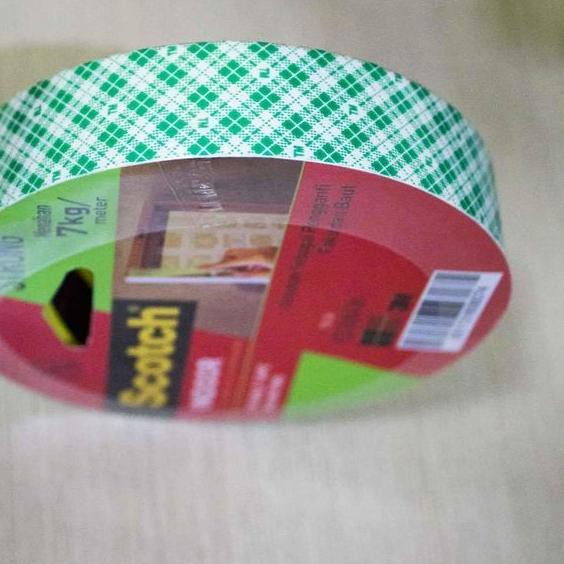 

Mounting Double Tape Size 24 mm x 5 m 3M Scotch 110 - 5A