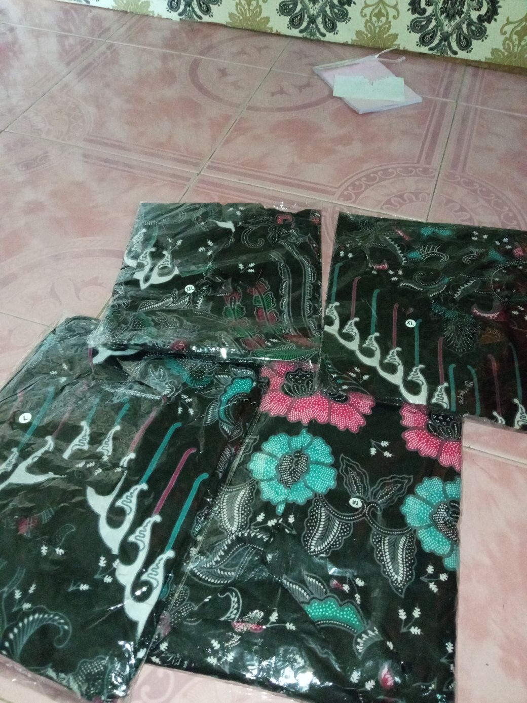 Batik Couple Keluarga Sania Ruffle Ori Ndoro Jowi Dnt Motif Kupu Putih