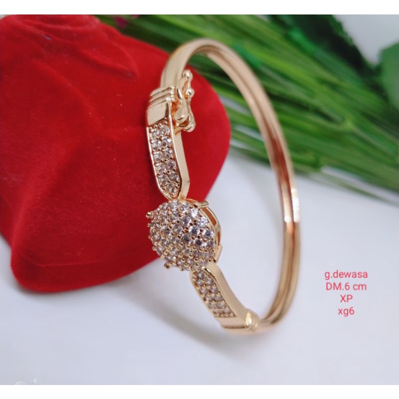 Gelang Tangan Bangle Wanita Titanium Xuping Perhiasan Aksesoris Fashion Lapis Emas Anti Karat