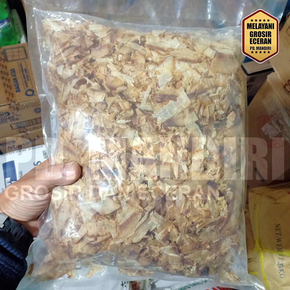 

KATSUOBUSHI IKAN CAKALANG SERUT 500 GR