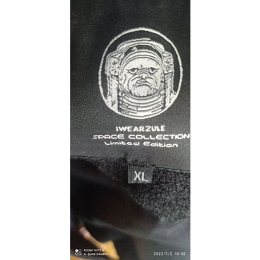 VARSITY IWEARZULE DOGO 2 , BLACK EDITION (ITEM RARE LIMITED EDITION)