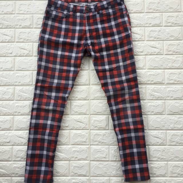 uniqlo tartan pants