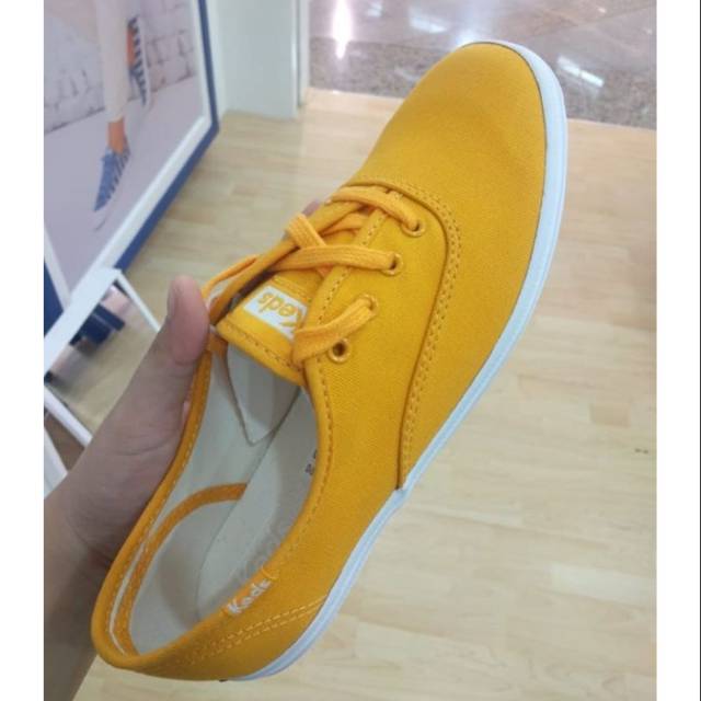 Sepatu Keds Original Sale