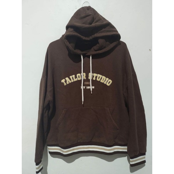 Hoodie Tailor Studio