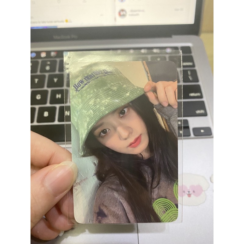 Jisoo Bucket Hat PC [Booked]
