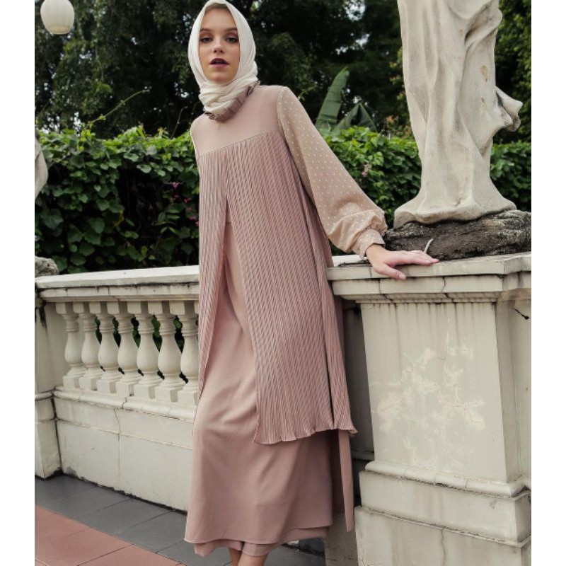 Maura dress mocca by D amora nursing wear
