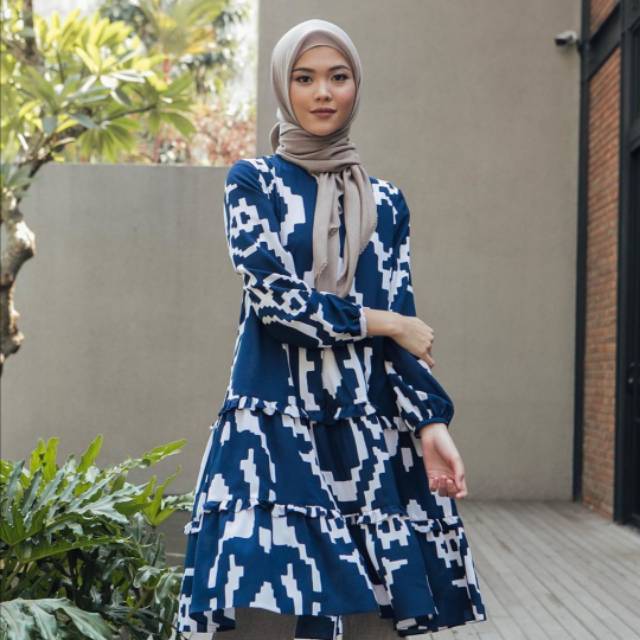 Frily Tunik XS Wearing Klamby