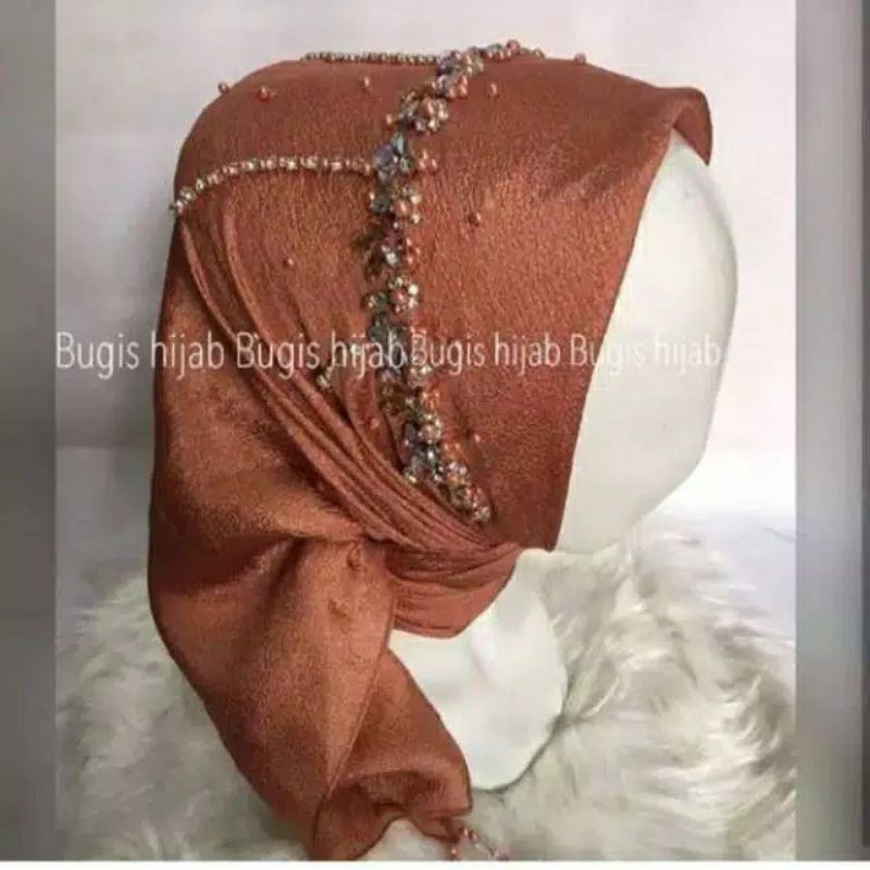 Segi Empat Swarosky Premium 002 By.Bugis Hijab