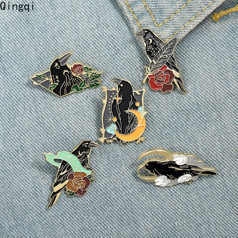 Bros Pin Enamel Bentuk Gagak Bulan Bunga Daun Awan Gaya Gothic Untuk Perhiasan