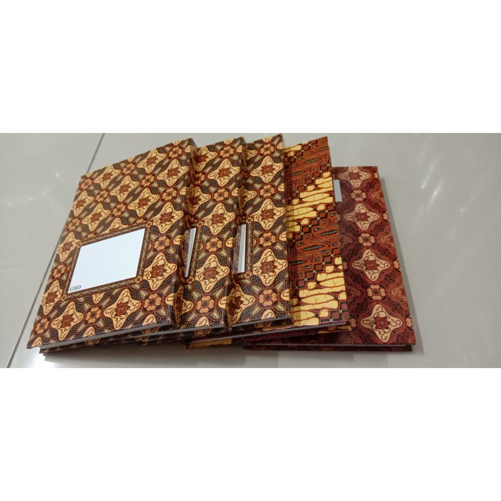 

KIKY BUKU TULIS Hard Cover A6 isi 100 LEMBAR