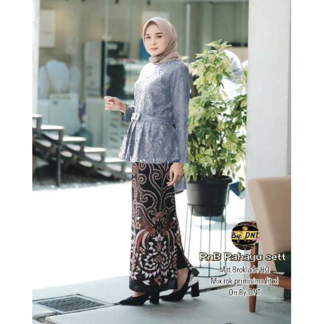 Batik kebaya rahayu sett