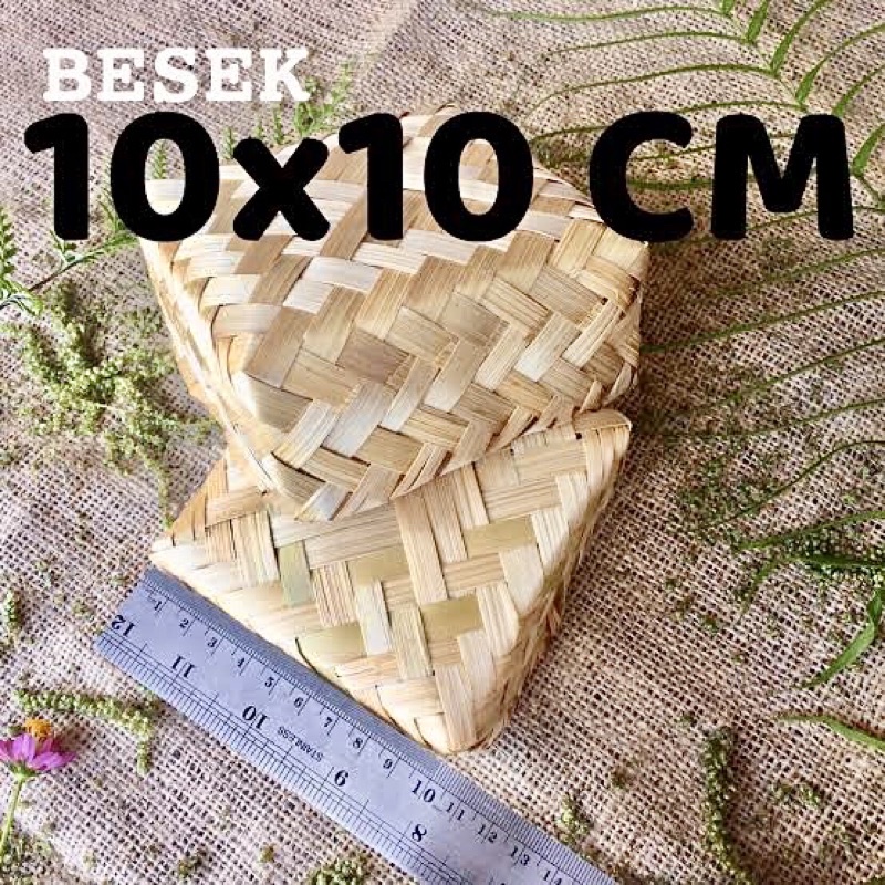 

BESEK BAMBU 10x10 CM / BESEK NASI KURBAN MAKANAN SET PACKAGING HAMPERS / ANYAMAN BAMBU KERAJINAN TANGAN