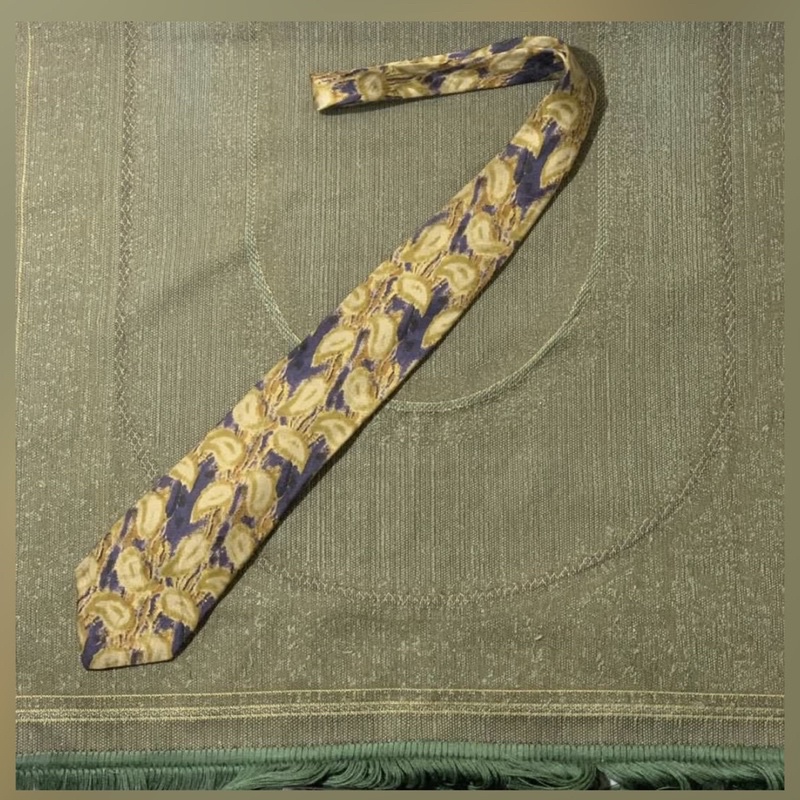 Dasi Vintage (Merk - Fendi)